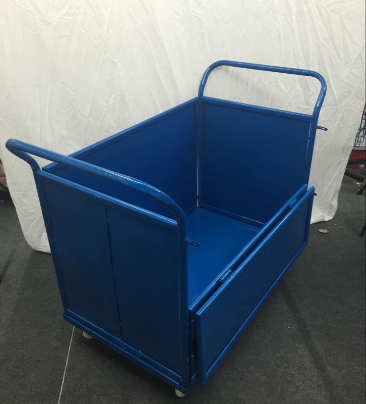 شاحنة مسطحة ذات براميل حديدية صغيرة Specification image