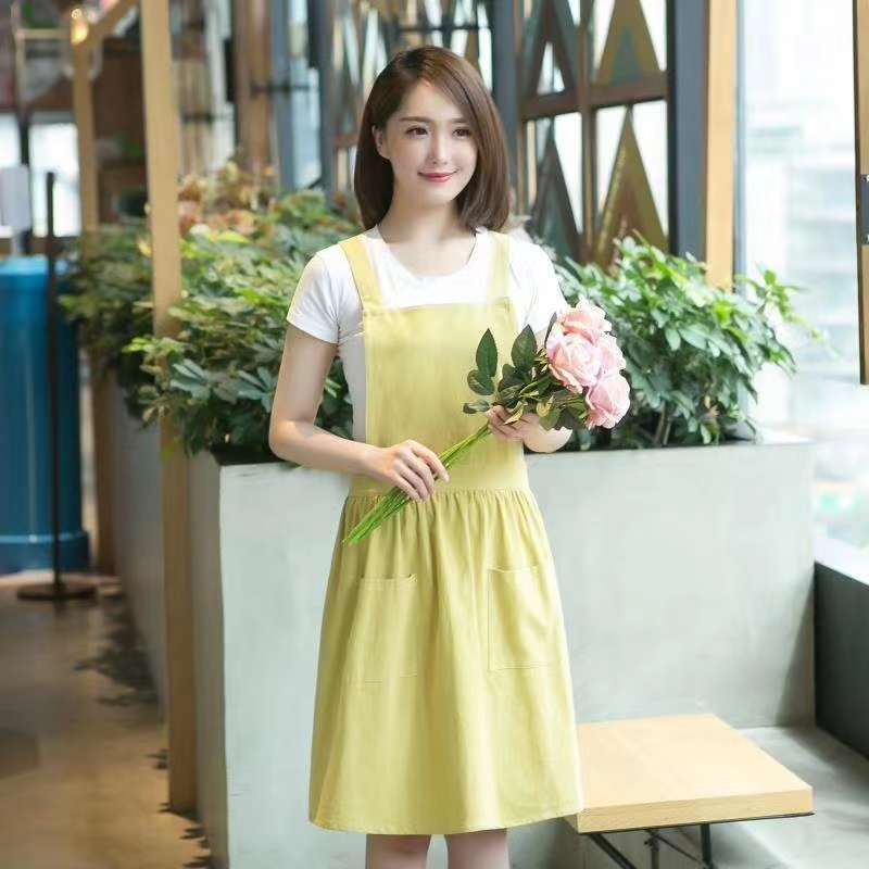 Washed cotton apron
