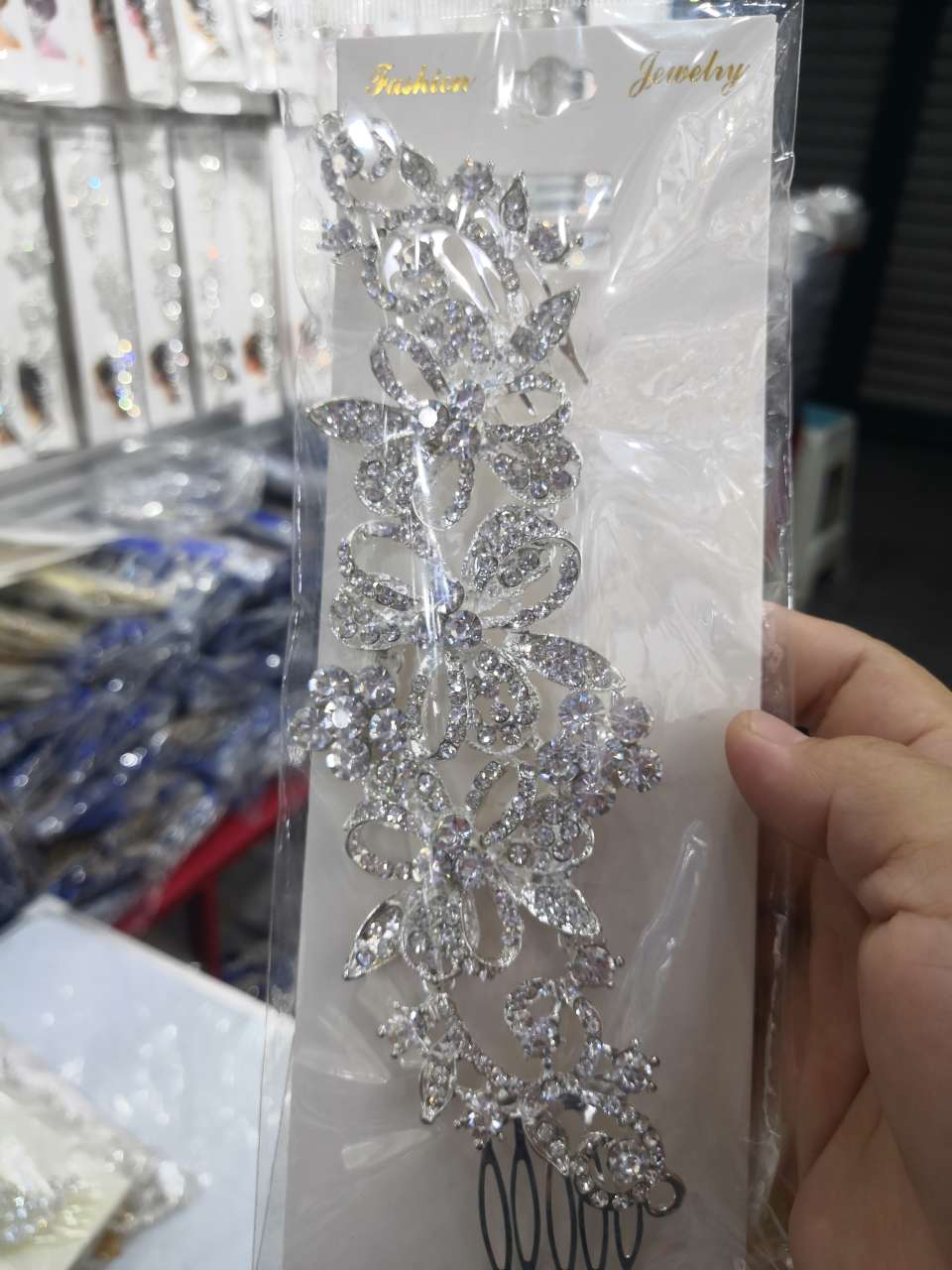 Bridal hair accessory Specification image