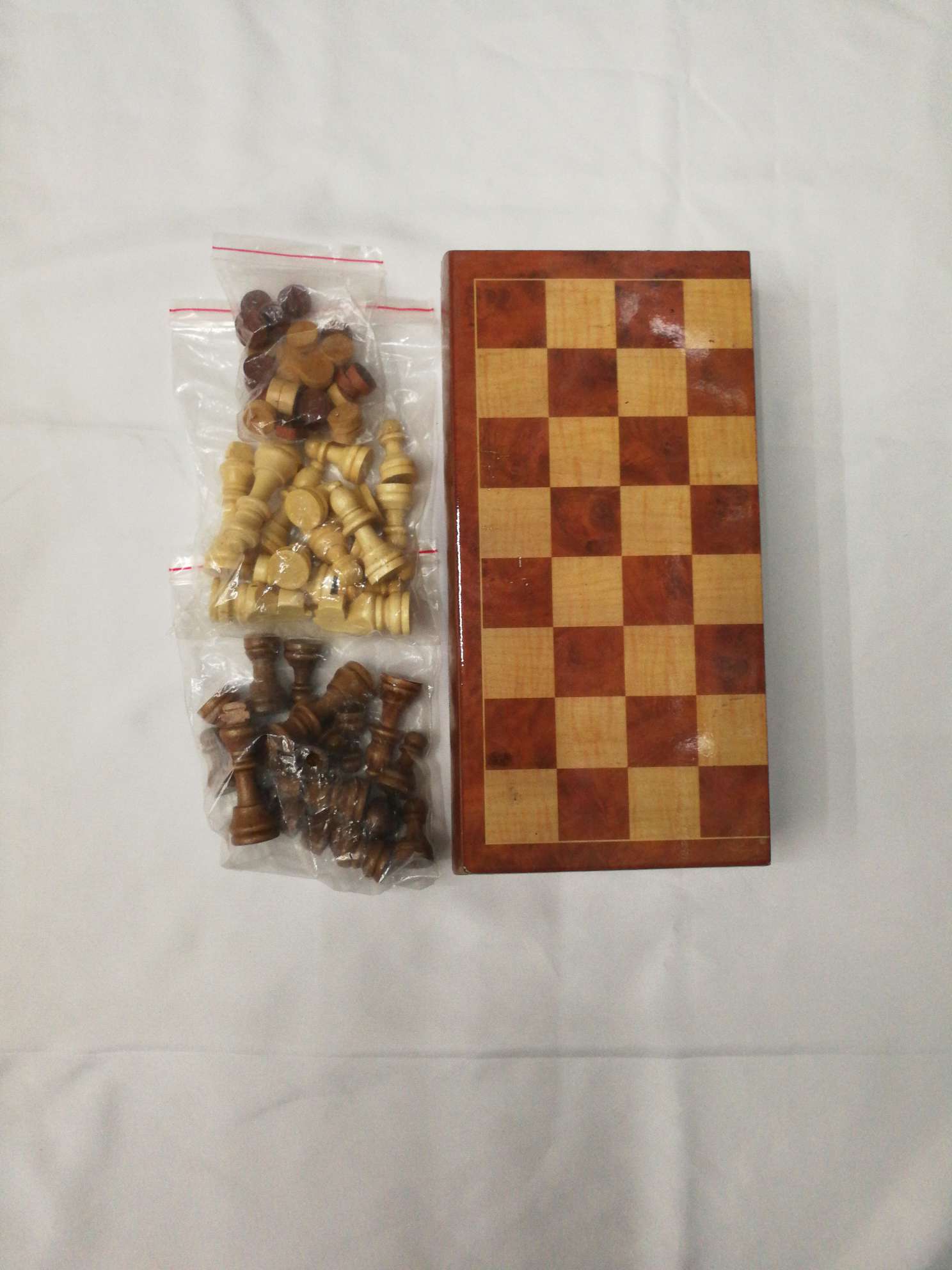Wood paper chess thumbnail