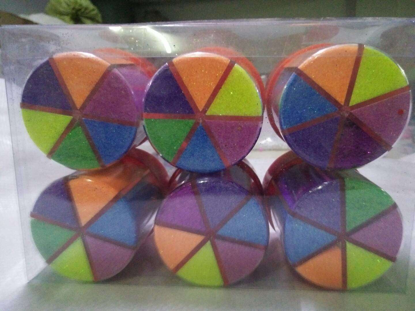 رقائق البصل الذهبية الستة المعبأة في زجاجات الصانع مباشرة Item Picture