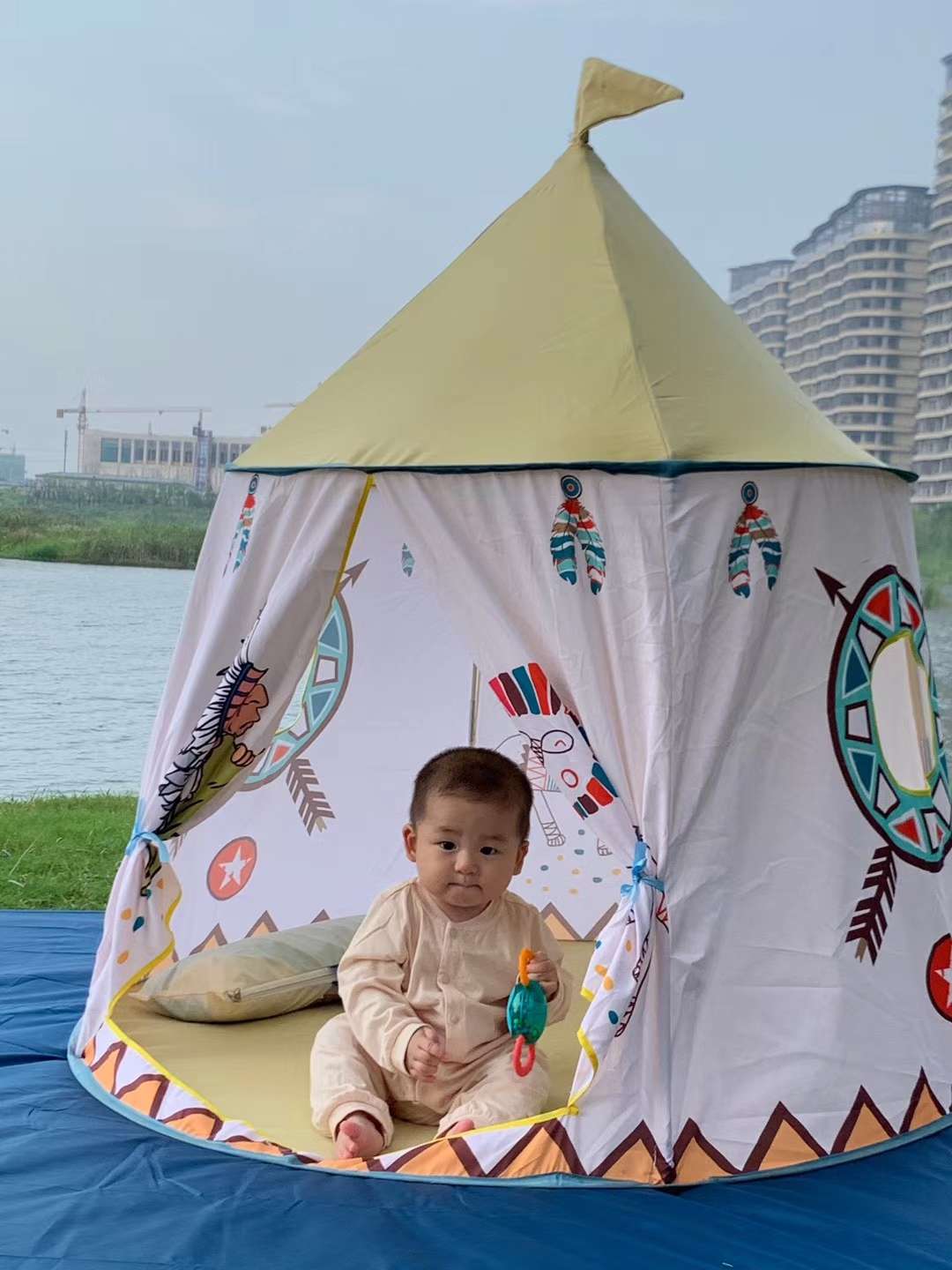 Children's Indian tent undefined