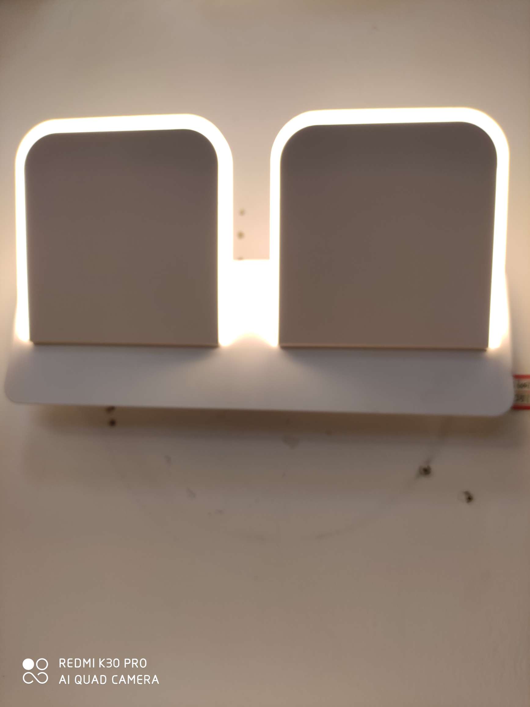 Xipu Zhiguang B6007 2-head LED dual-color variable Light Wall Lamp, Modern Art type