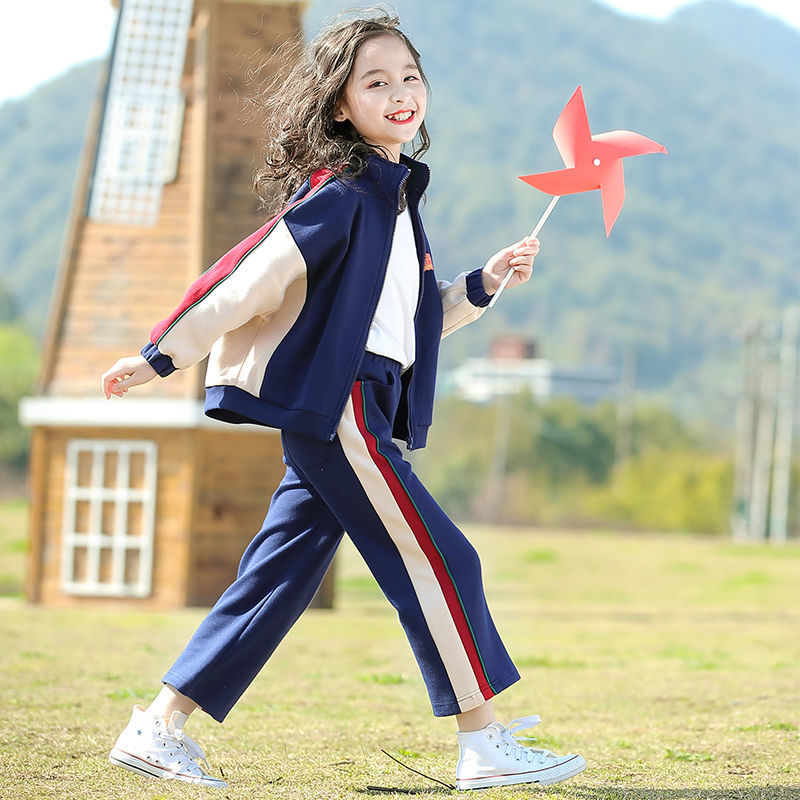 The 2020 new stylish and trendy children's spring and autumn two-piece sportswear set for 12-year-old middle and senior children