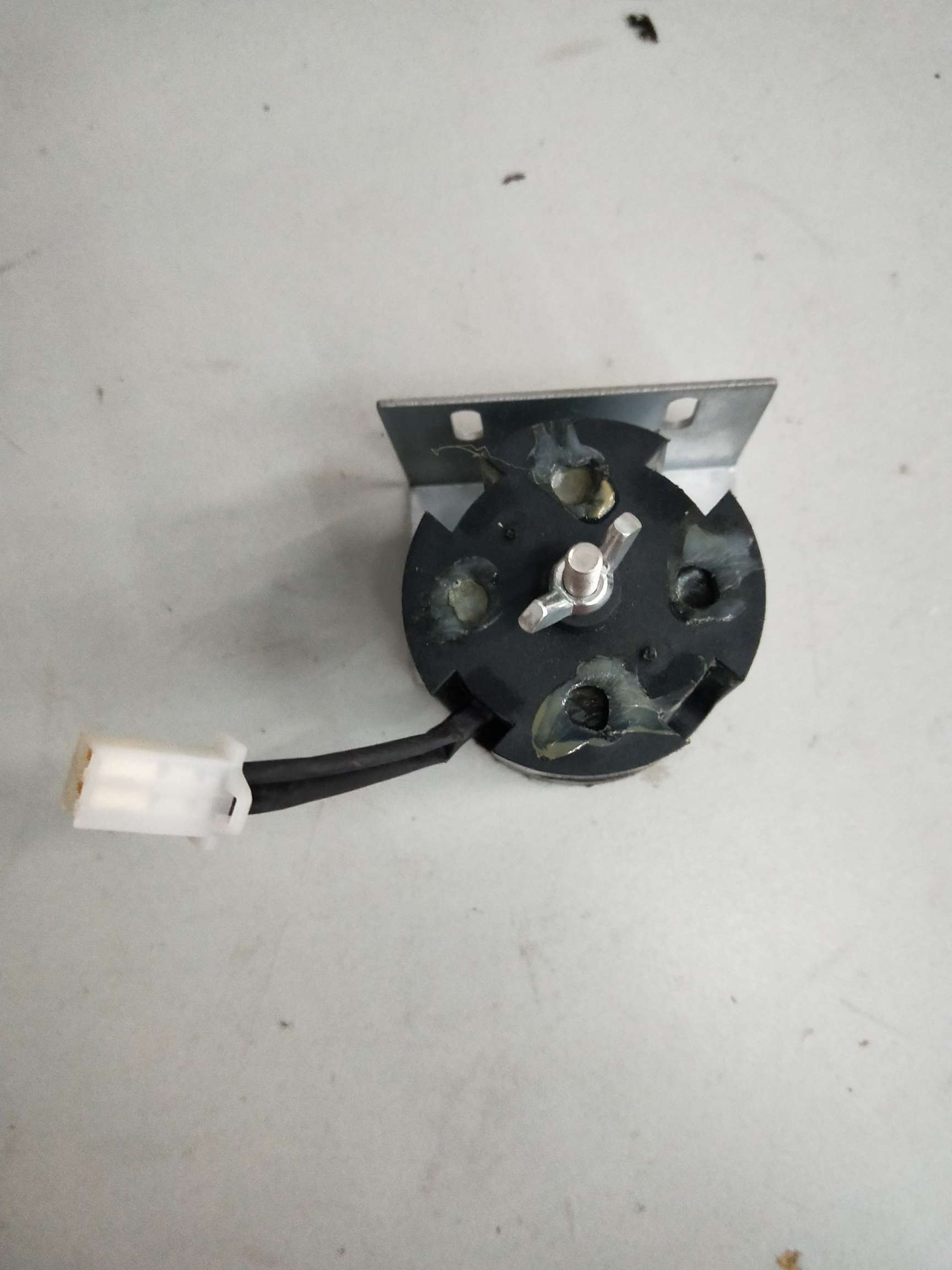 调频线圈白底实物图