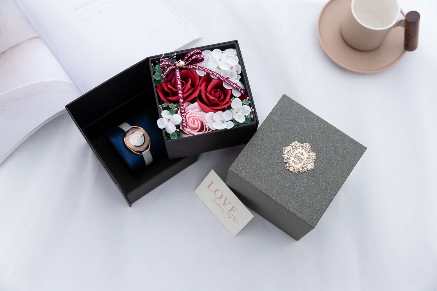 Double rotating gift box - Red thumbnail