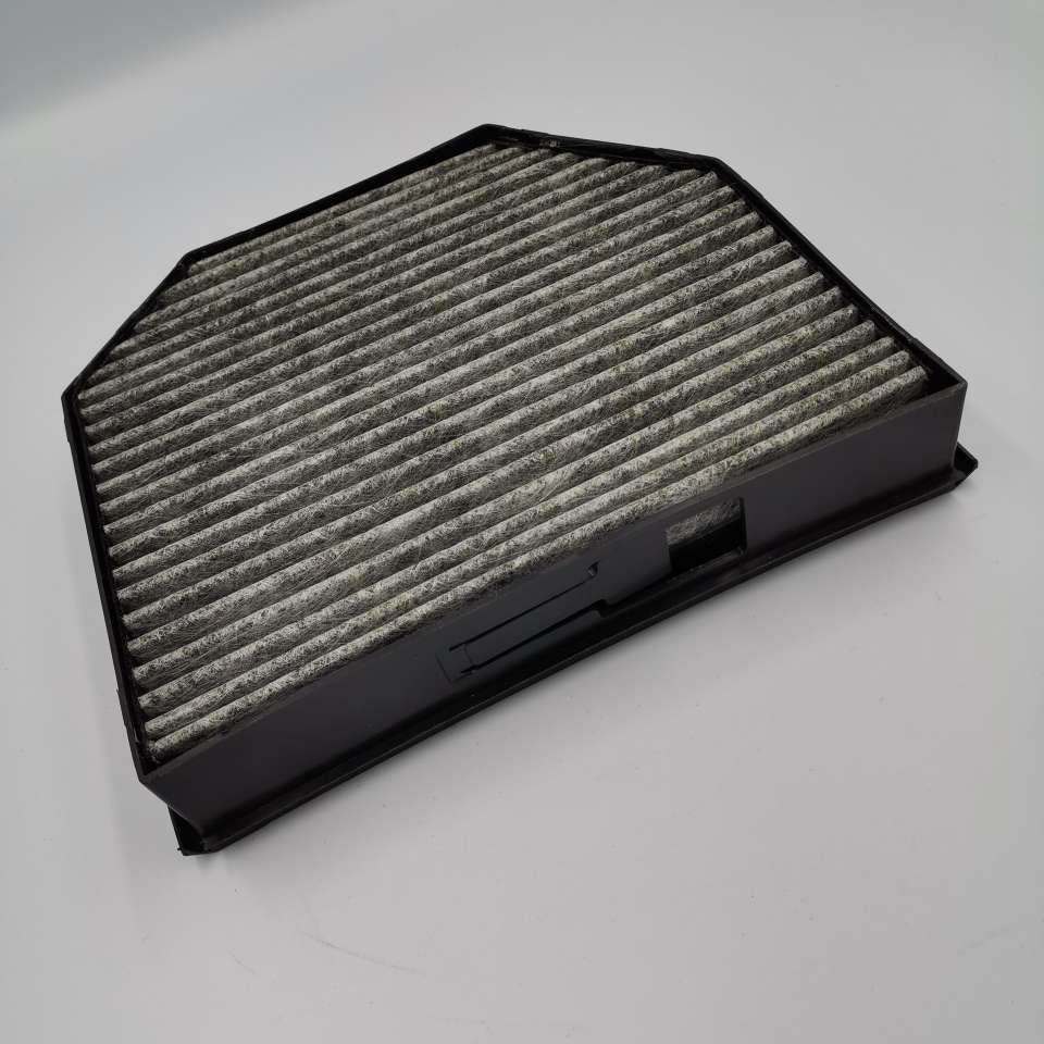 Automobile air filter 79565