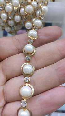 Clip activity bead