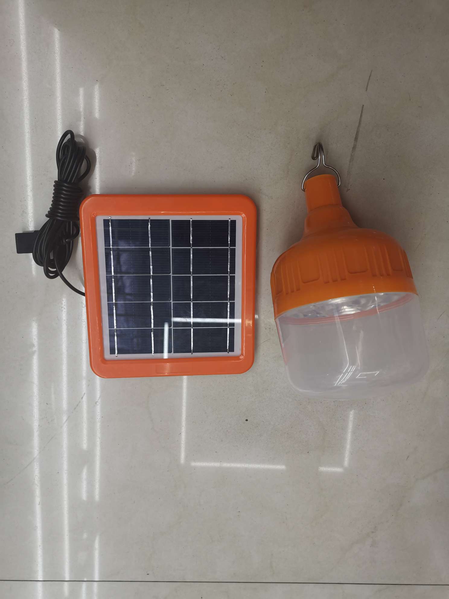 太阳能灯20W