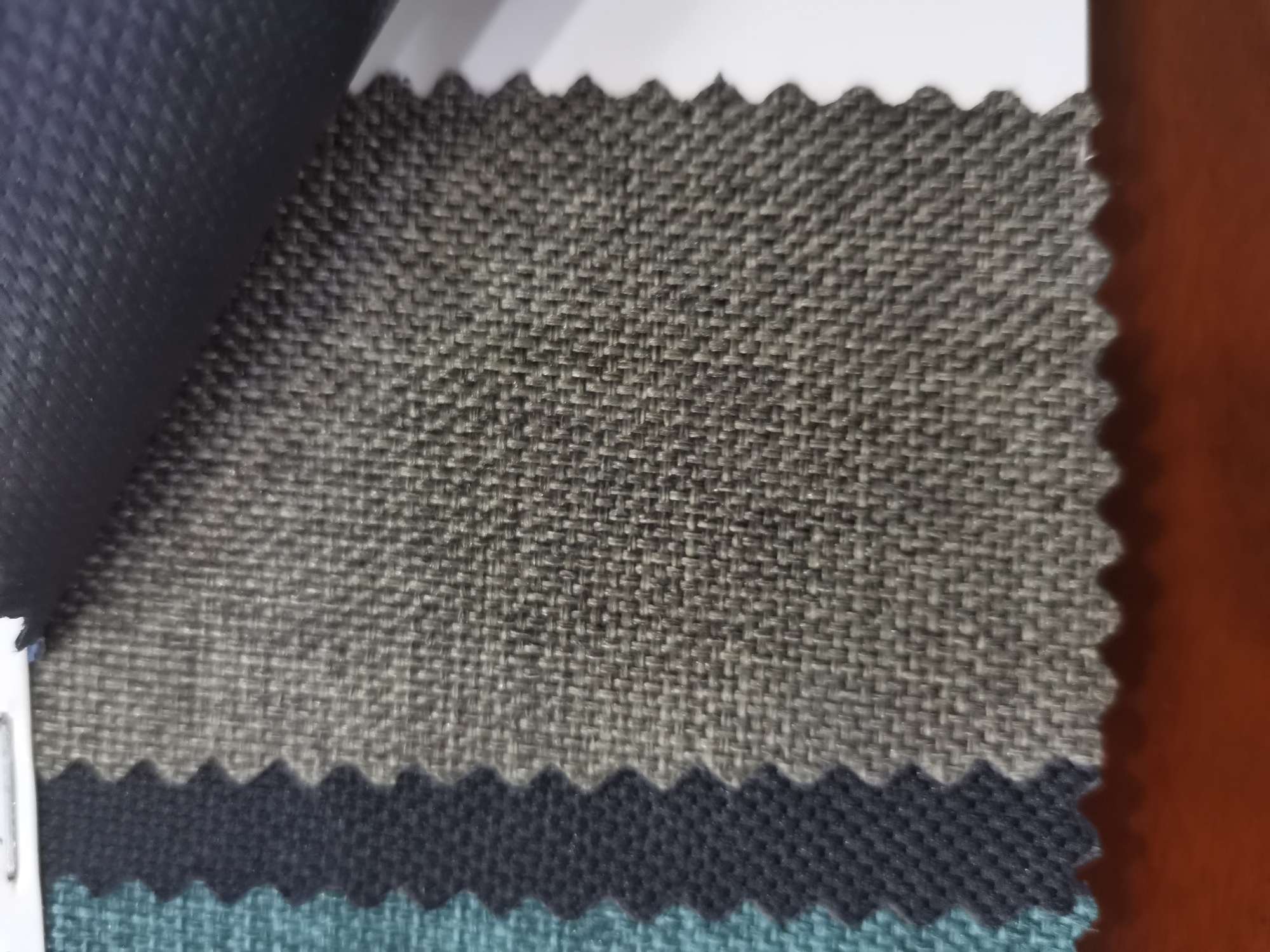 厂家直销热销新款  600D磨砂布PVC—3  皮革大量现货高中低档箱包沙发鞋材面料