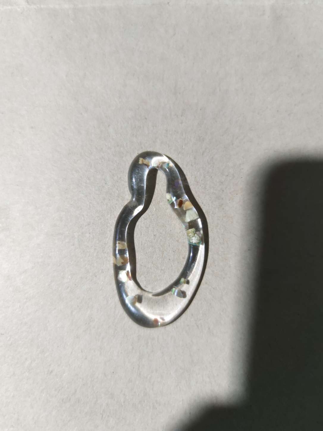 22X46单面平异形透明鲍鱼碎贝树脂耳环