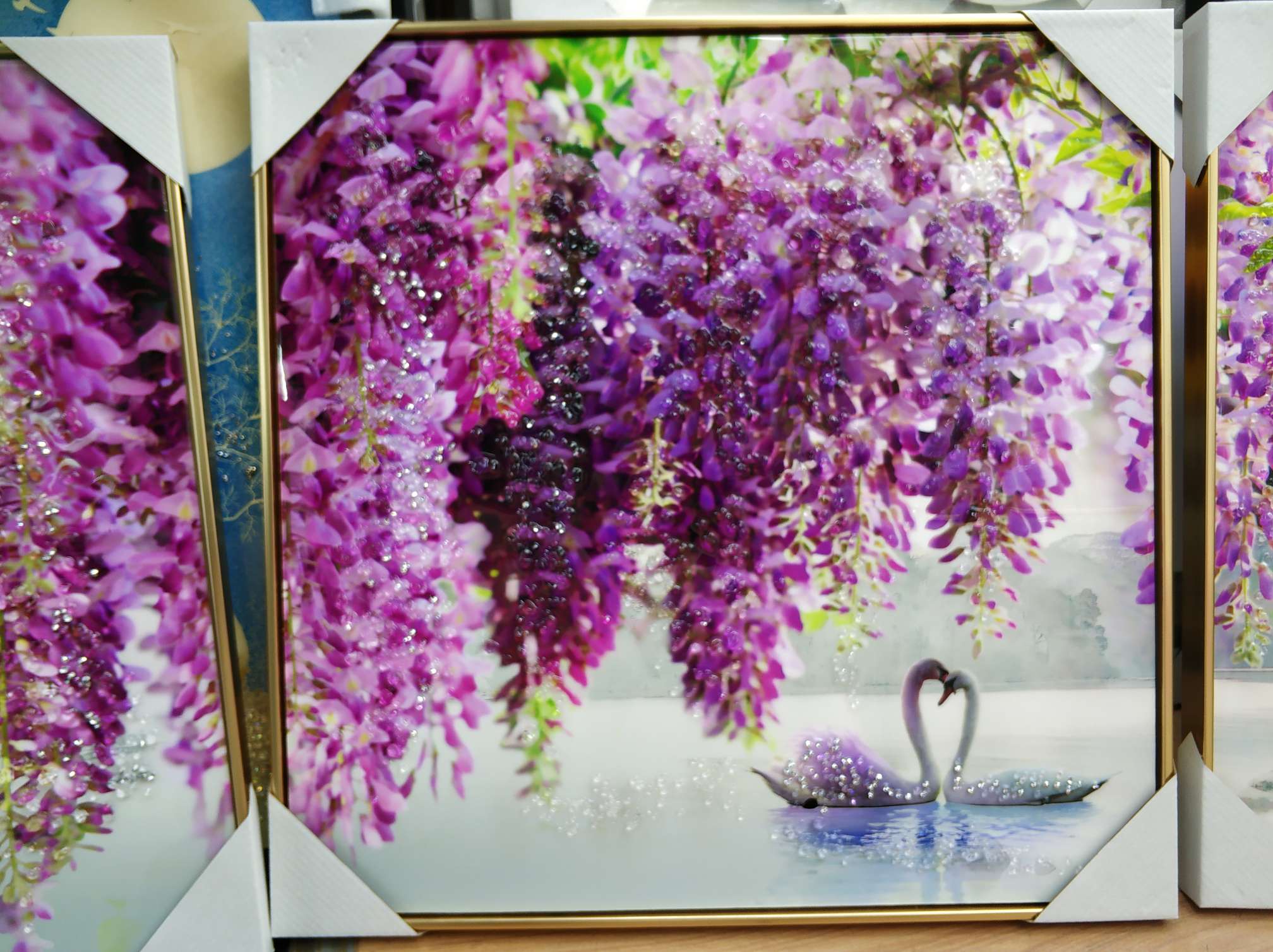 爆款北欧招财客厅沙发背景装饰画挂画圆形晶瓷画天鹅