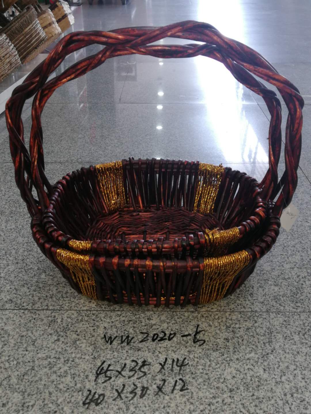 手提篮白底实物图