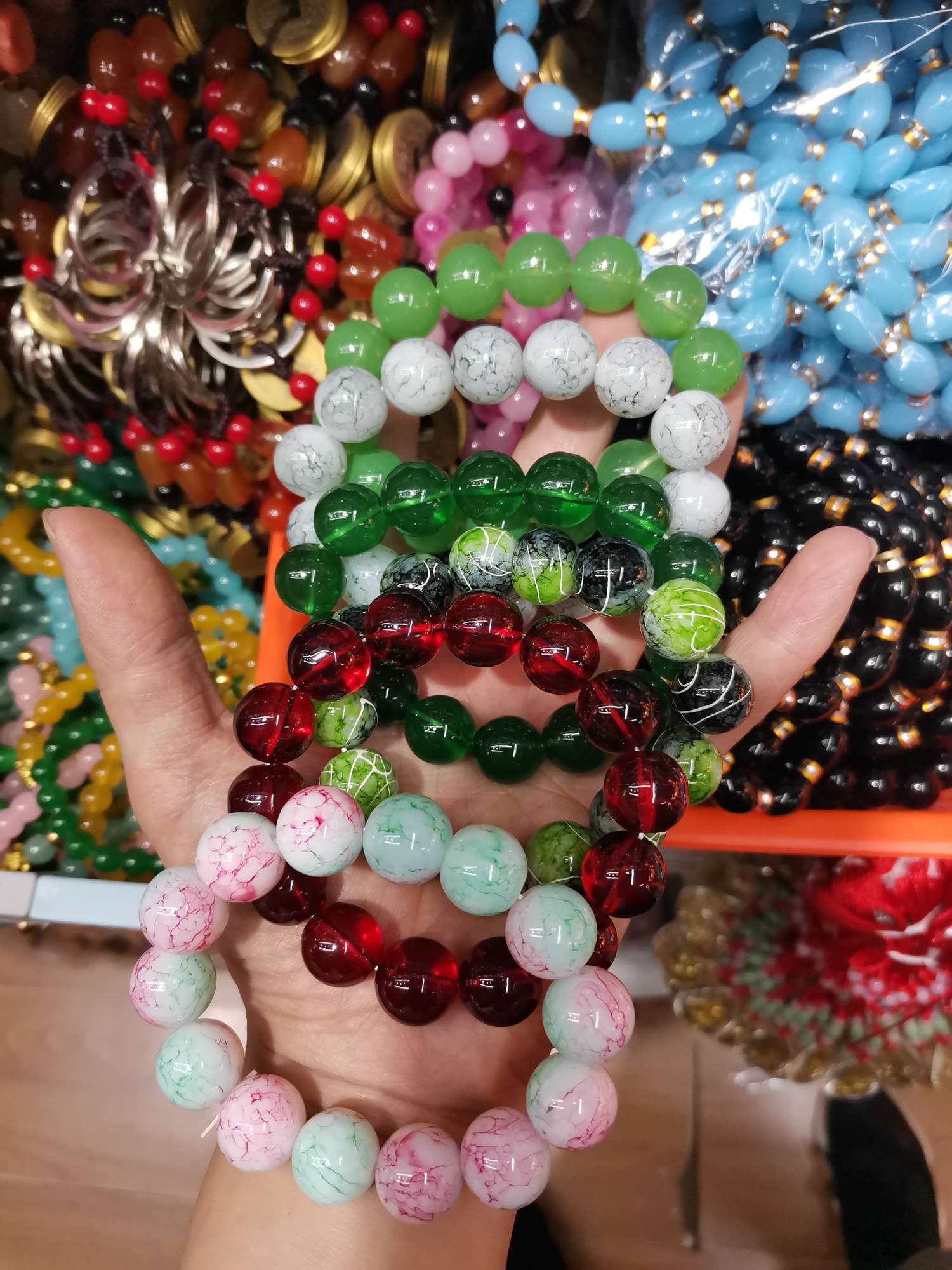 Colorful purple sandalwood bracelet details Picture