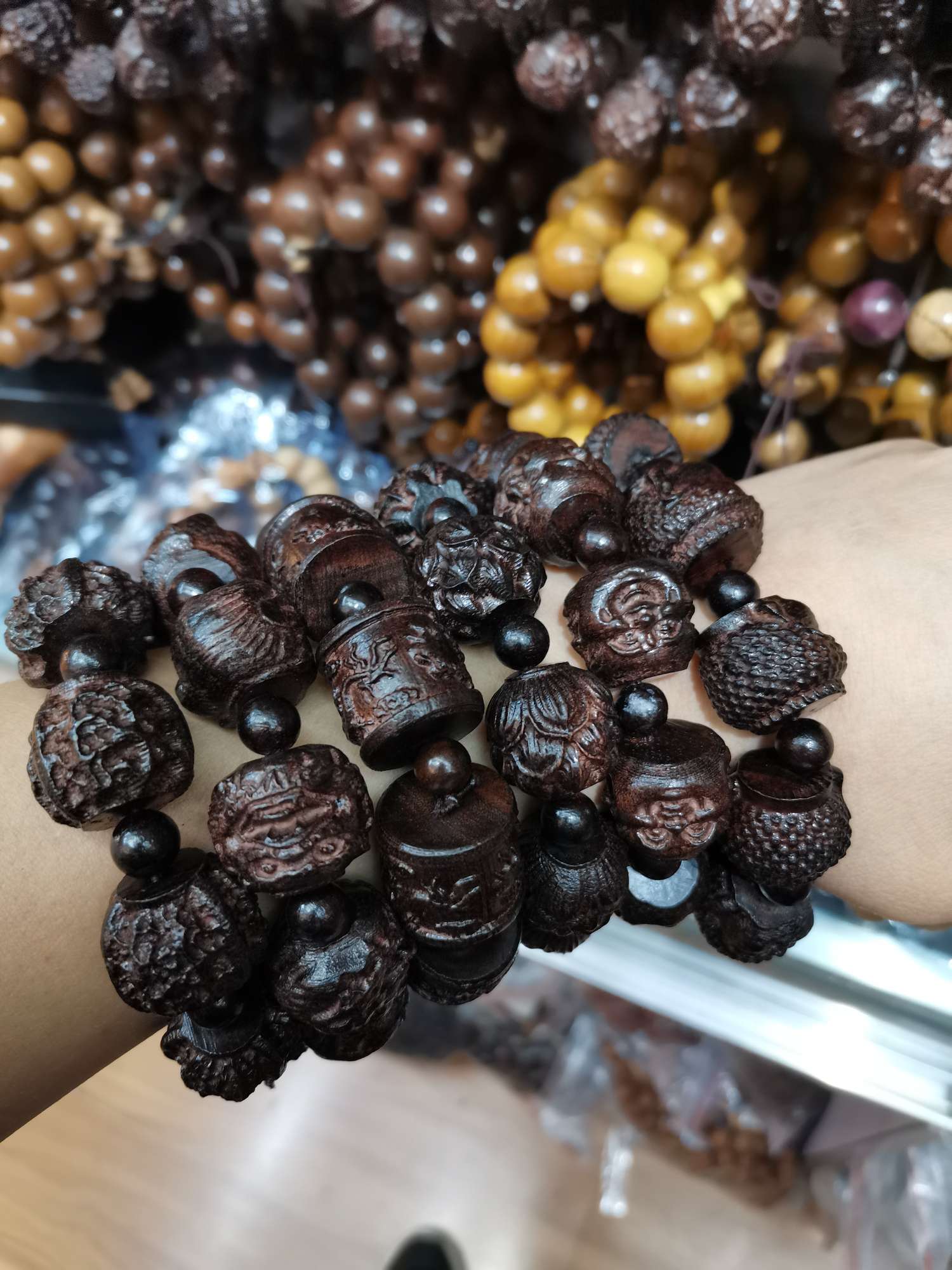 National Trend - Carved Ebony Bracelet details Picture