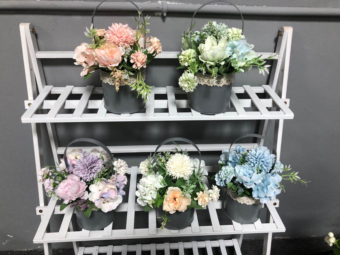 American-style living room artificial flowers, artificial flowers, potted plants, decorative fences, small ornaments, home green plants, dining tables, indoor plant arrangements