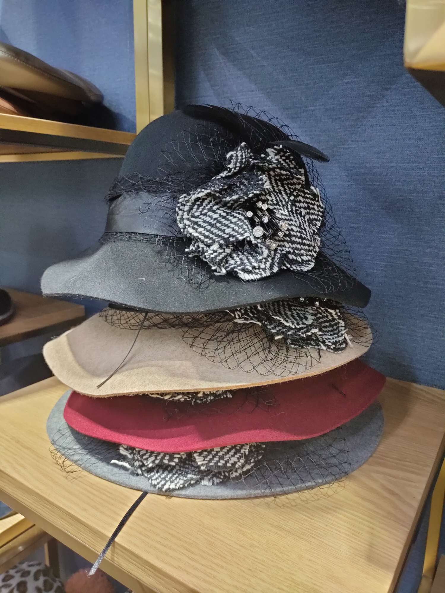 New autumn and winter hats