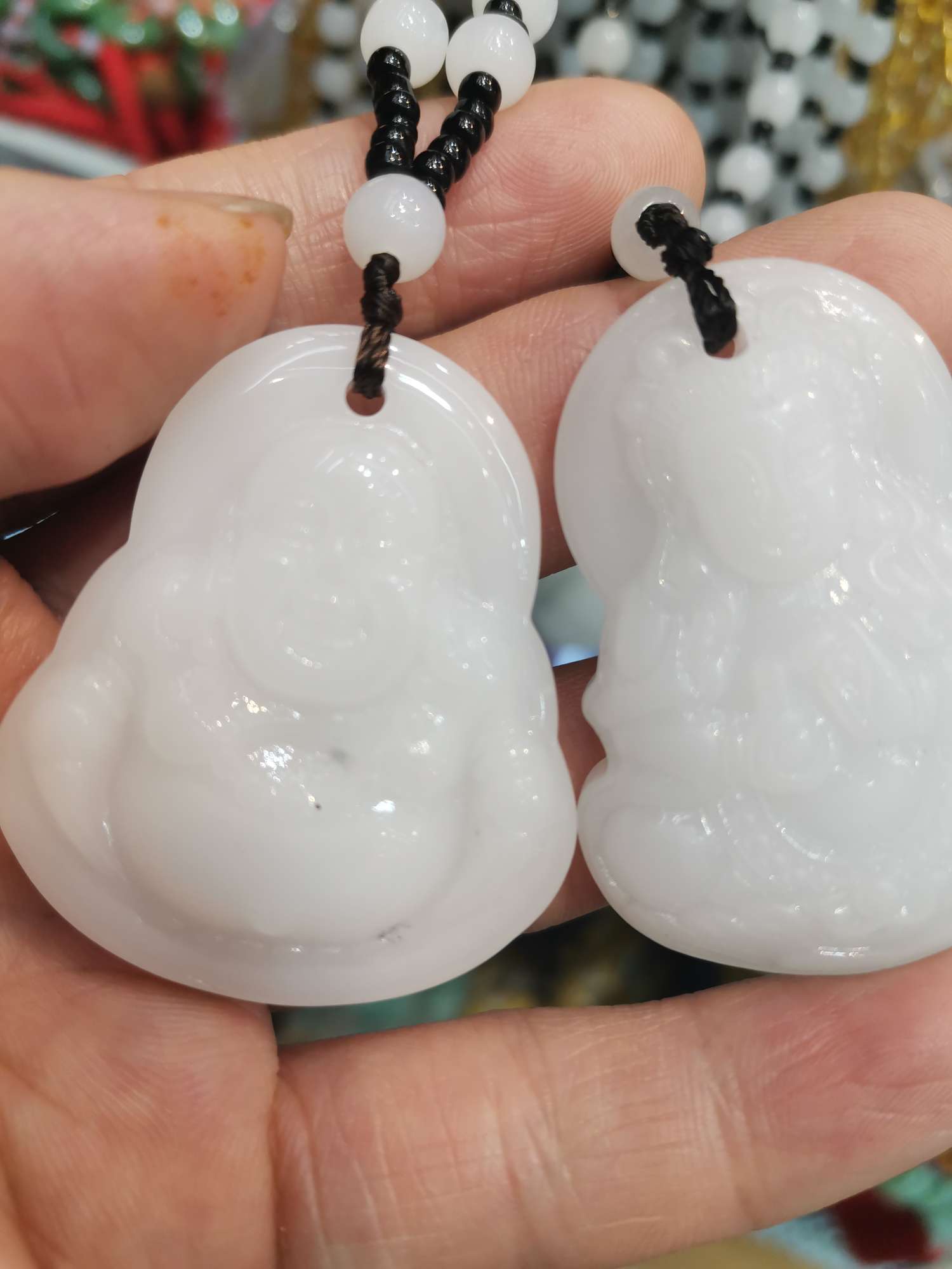White jade pendant