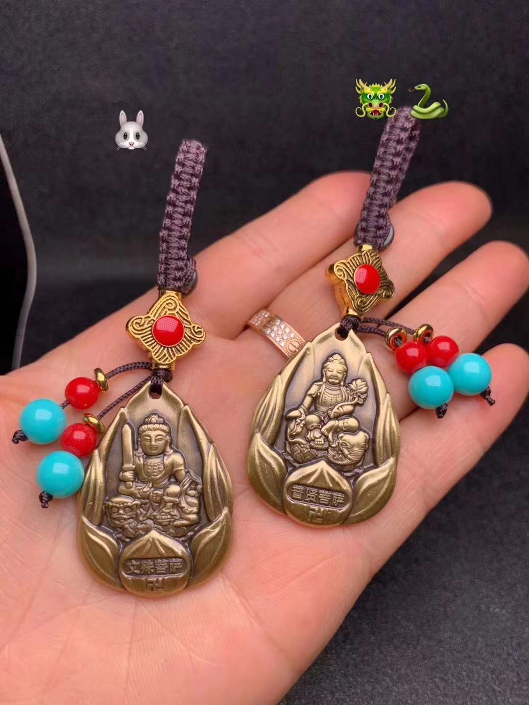 Pure copper keychains featuring the guardians of the twelve Chinese zodiac signs Application Scenario