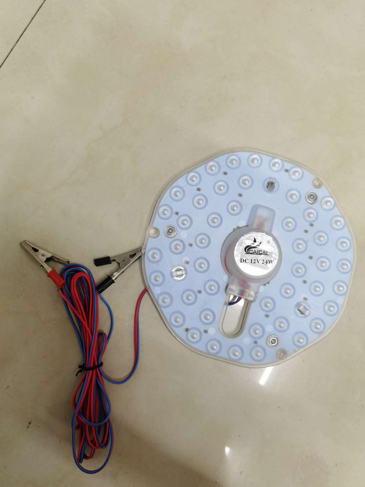 DC12V24W透镜灯细节图