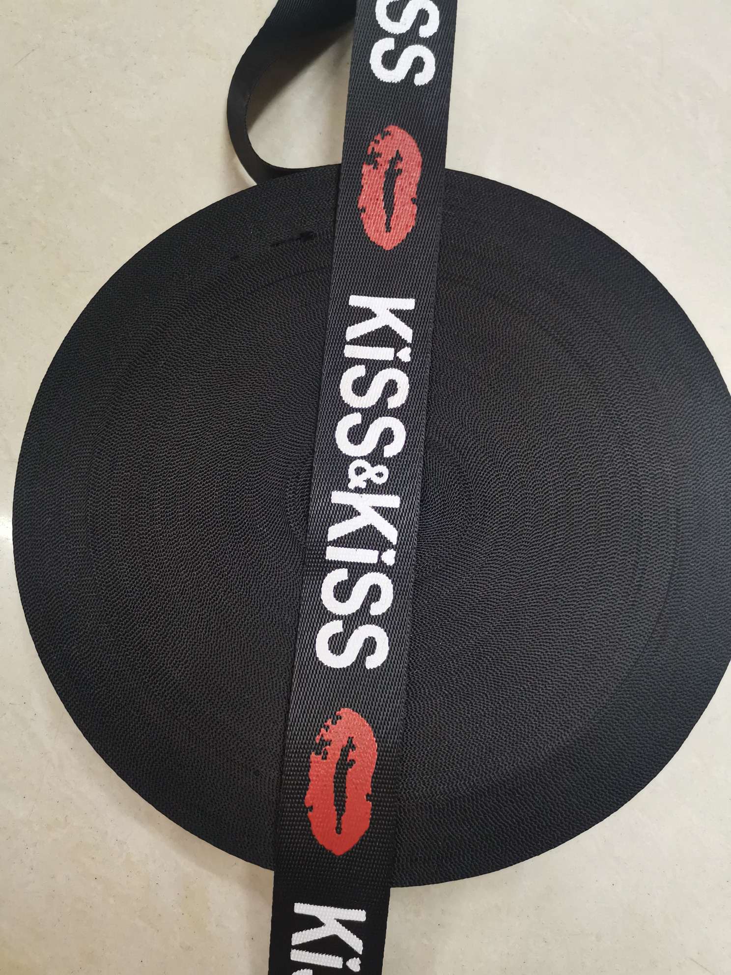 2.5黑色仿尼龙印刷kiss双色