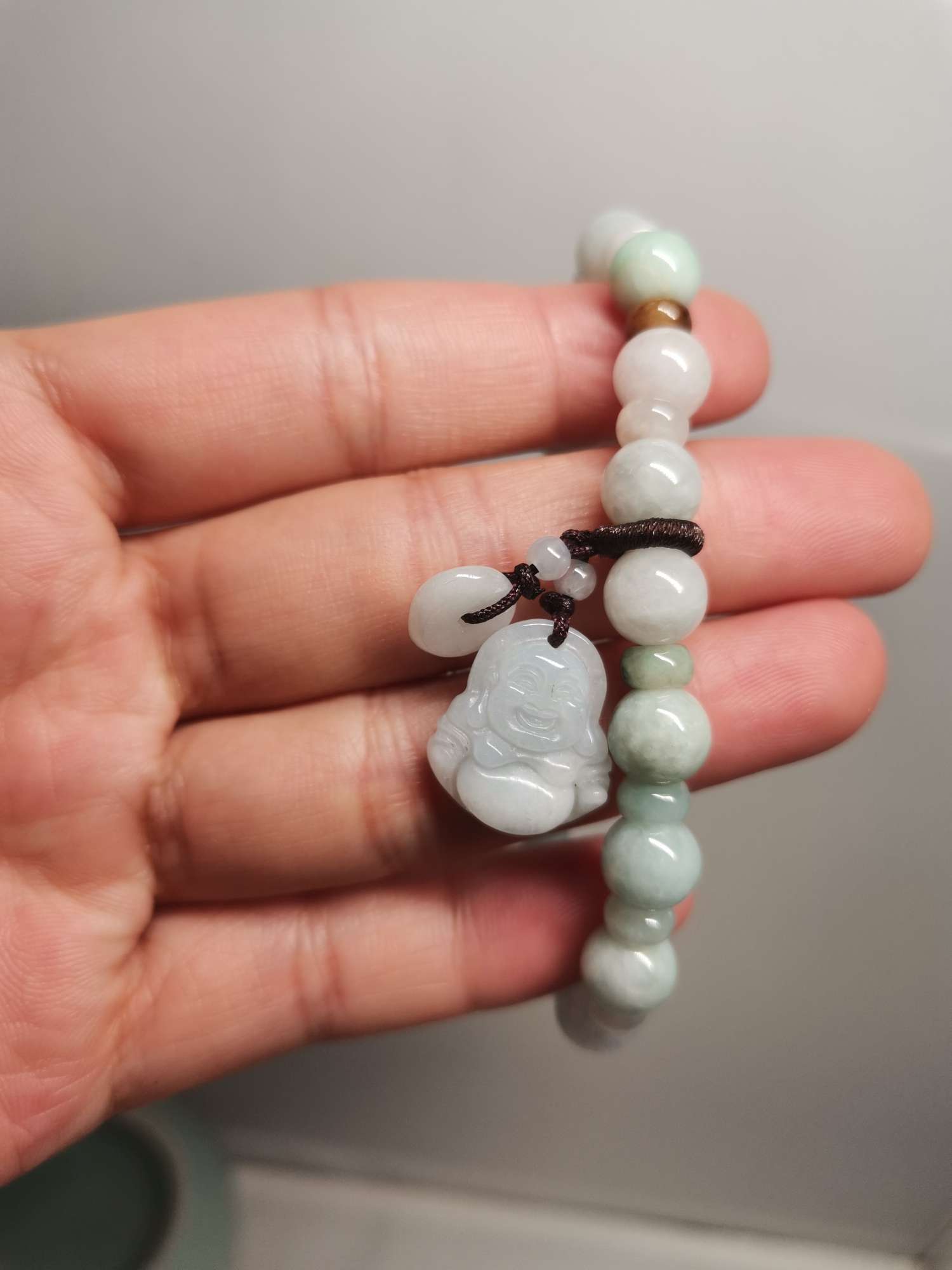 Burmese jade Buddha bracelet Item Picture