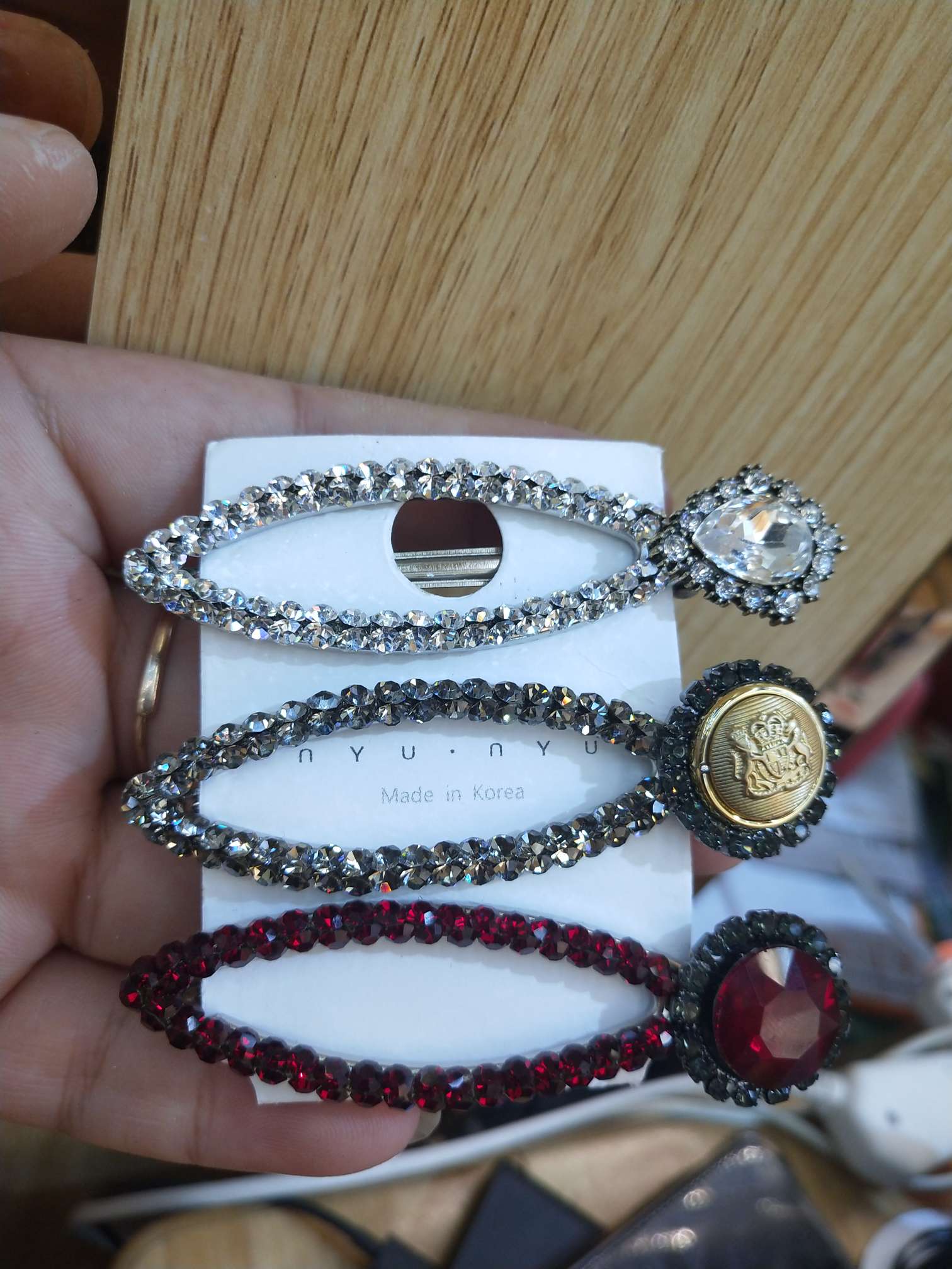 Clip de prensa con diamantes details Picture
