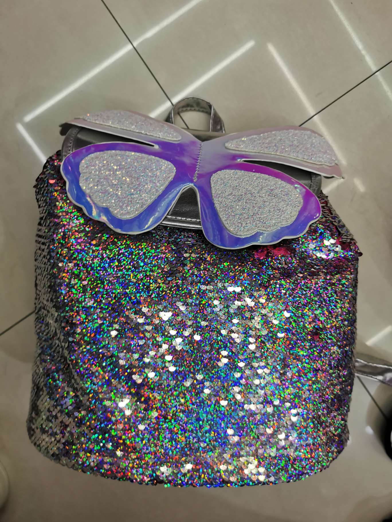 Sequined butterfly bag details Picture