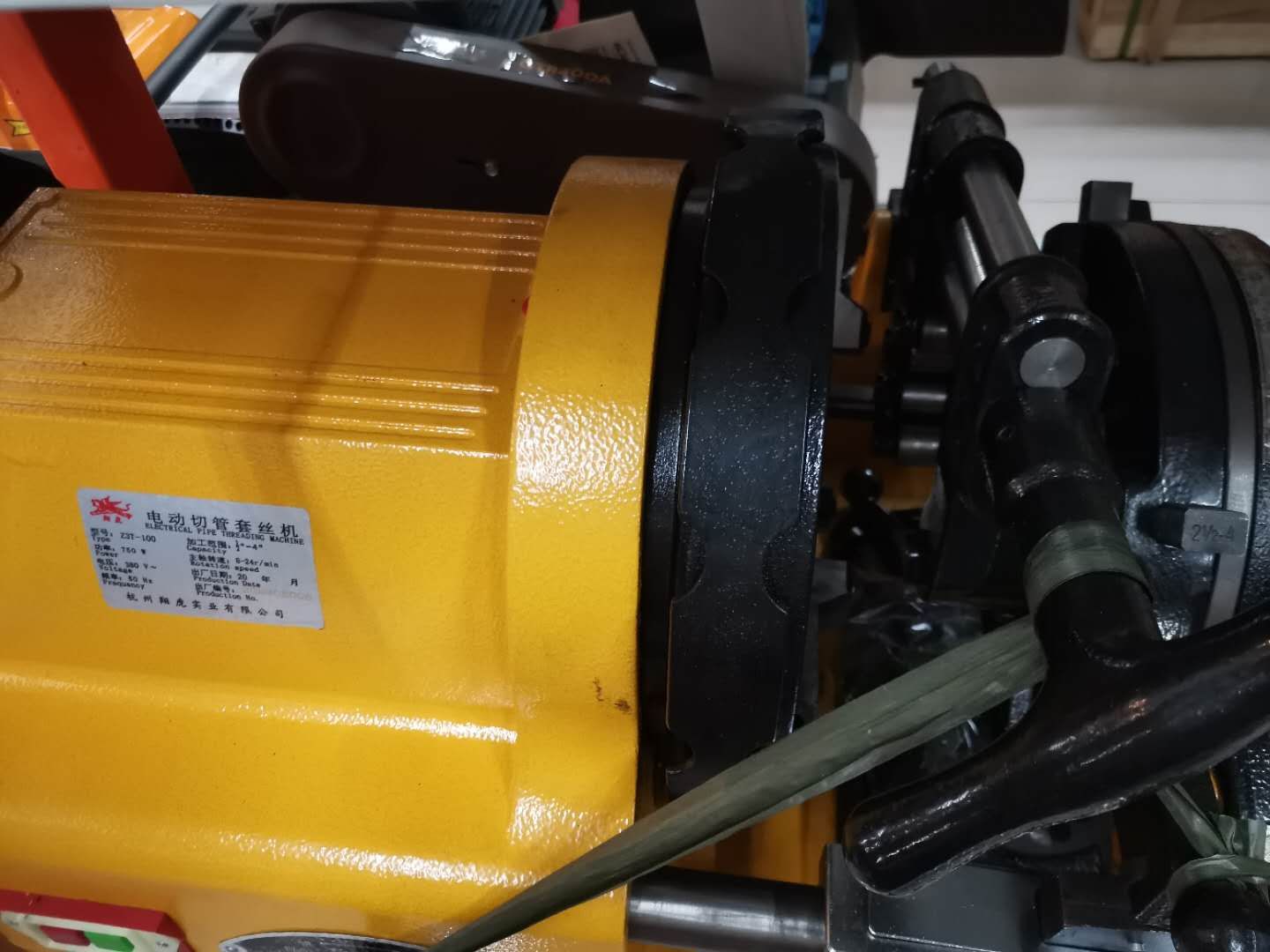 The 50 sets of threading machines are sold at a low profit margin but in large quantities. We operate with integrity and have excellent quality, earning high praise details Picture