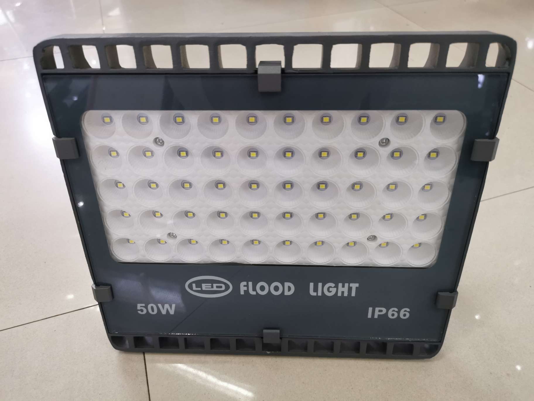 新一代孔明纳米系列LED50W投光灯