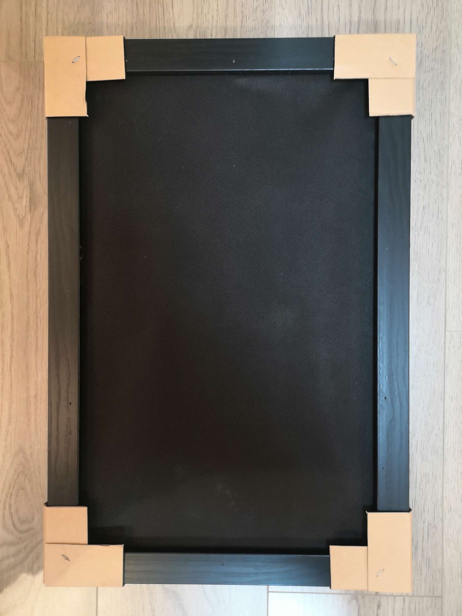 Semi-hand-painted oil painting of feathers undefined