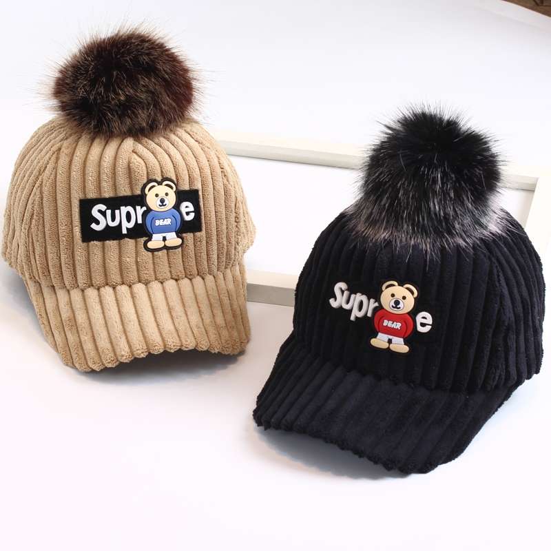 粗条小熊毛球棒球帽