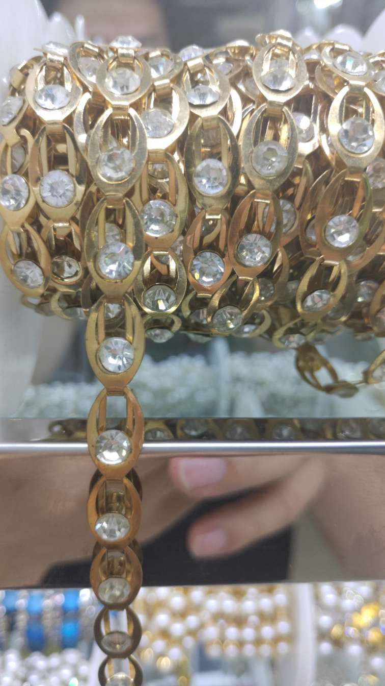 Spot drill for iron chain