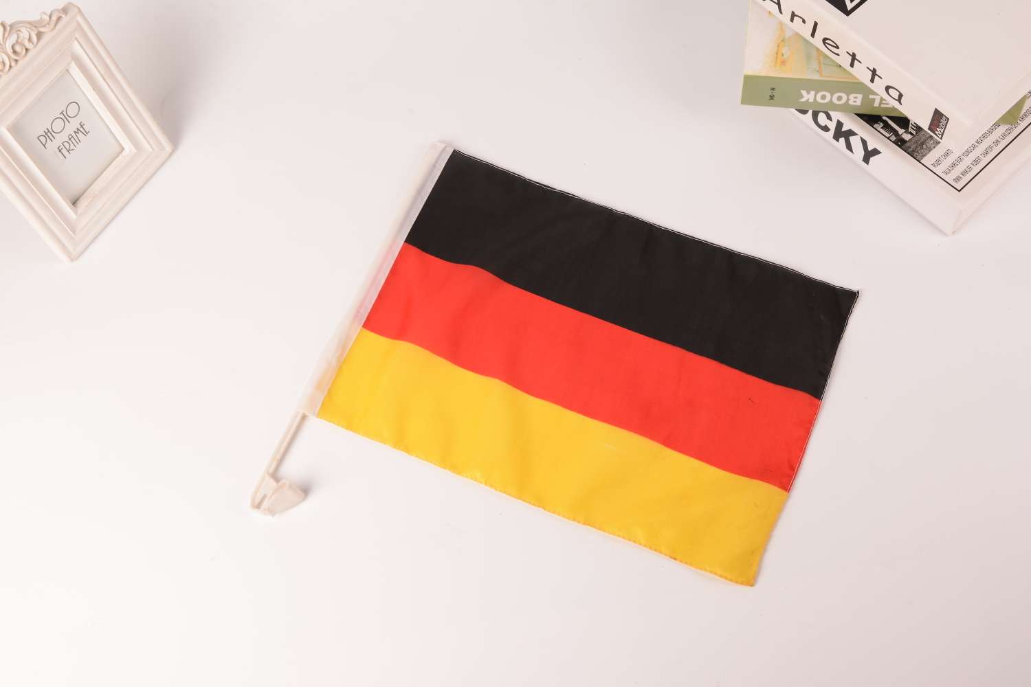 30*45cm外国车旗细节图