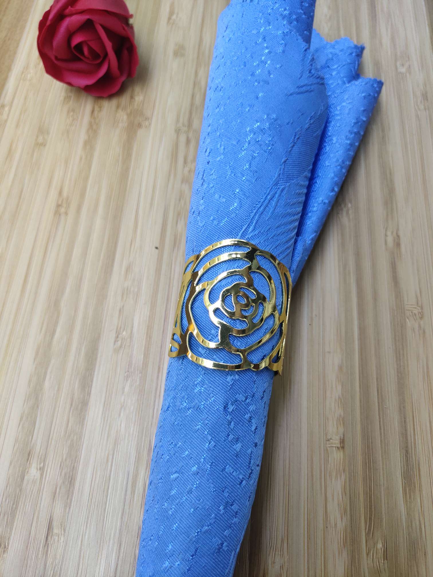 源头工厂直销金属餐巾环产品图