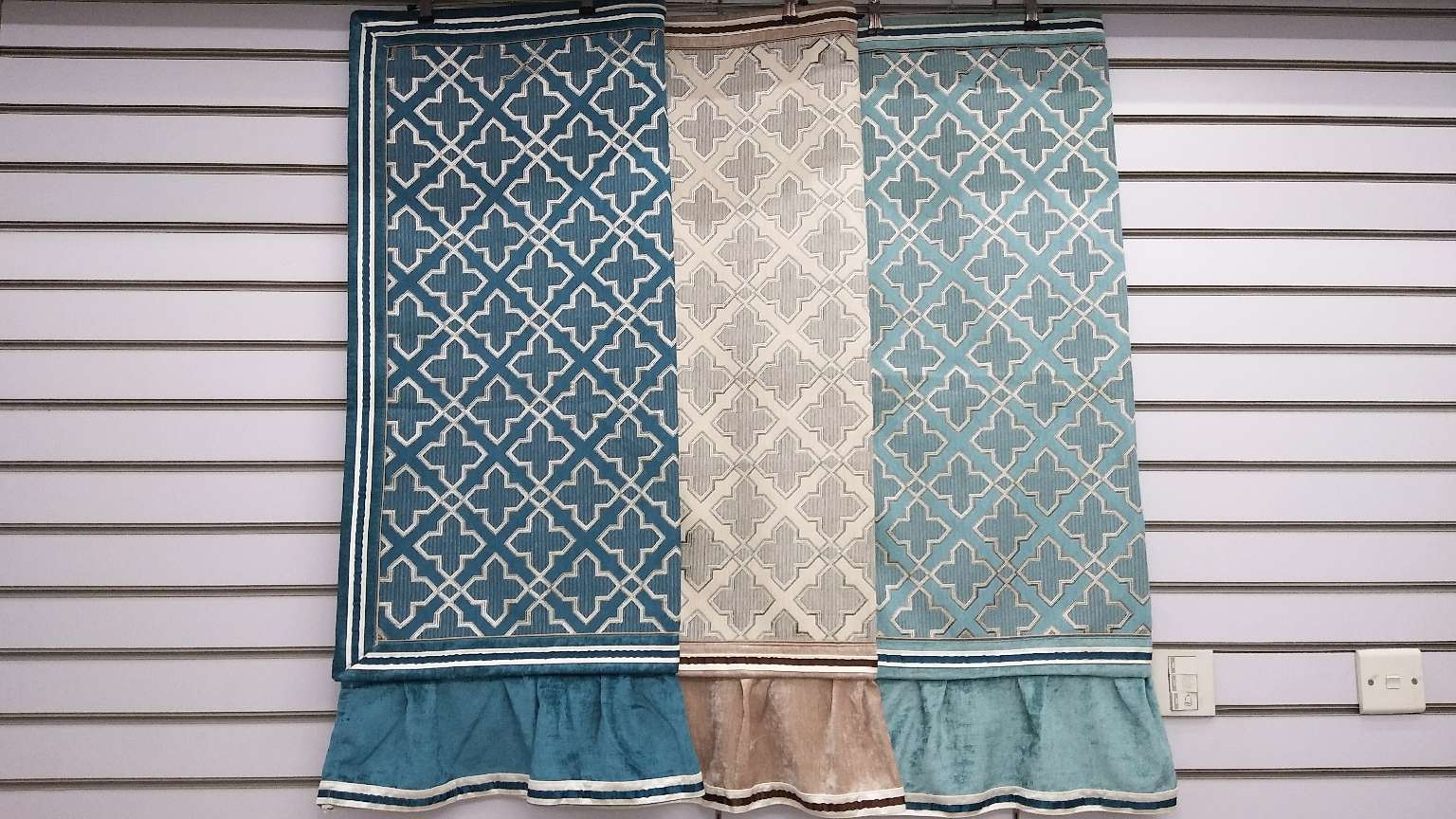 菱形格沙发垫图