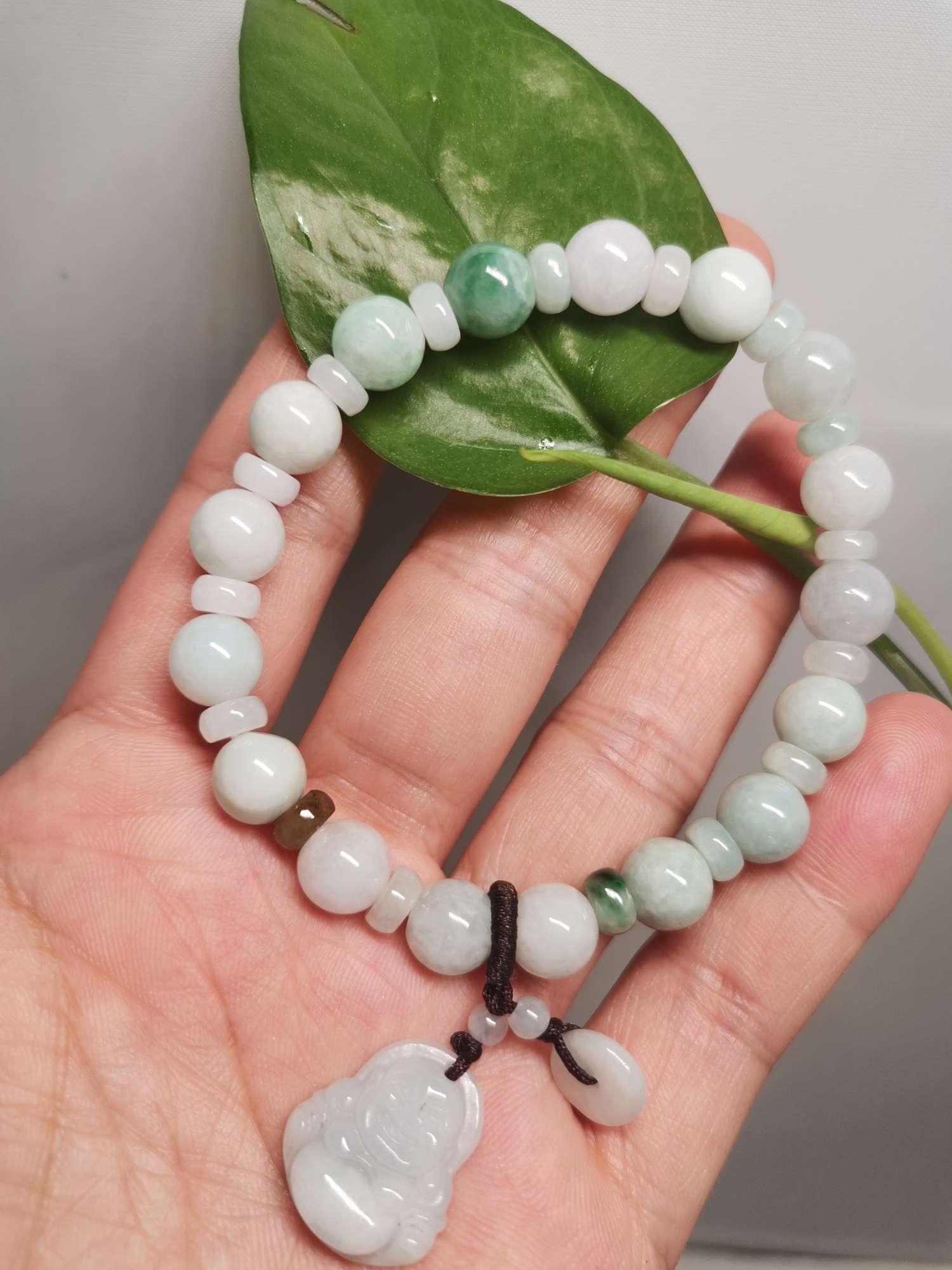 Burmese jade Buddha bracelet details Picture