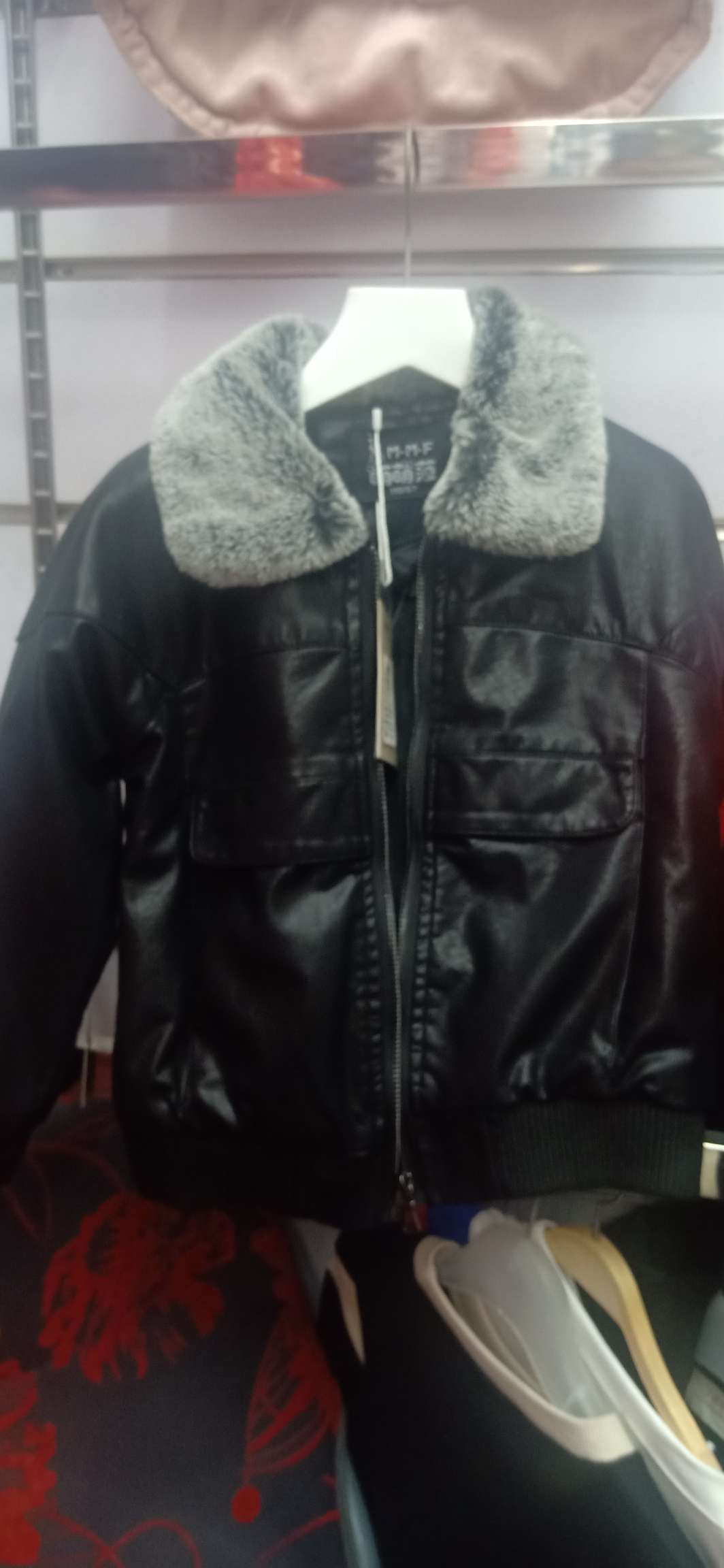 皮夹克