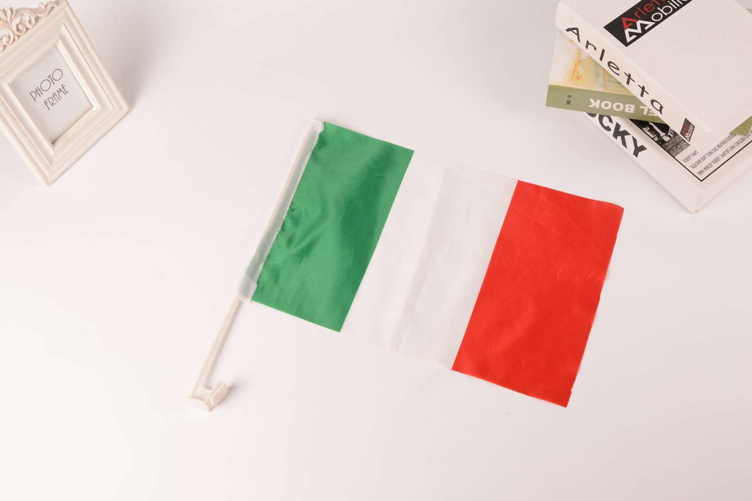 30*45cm外国车旗产品图