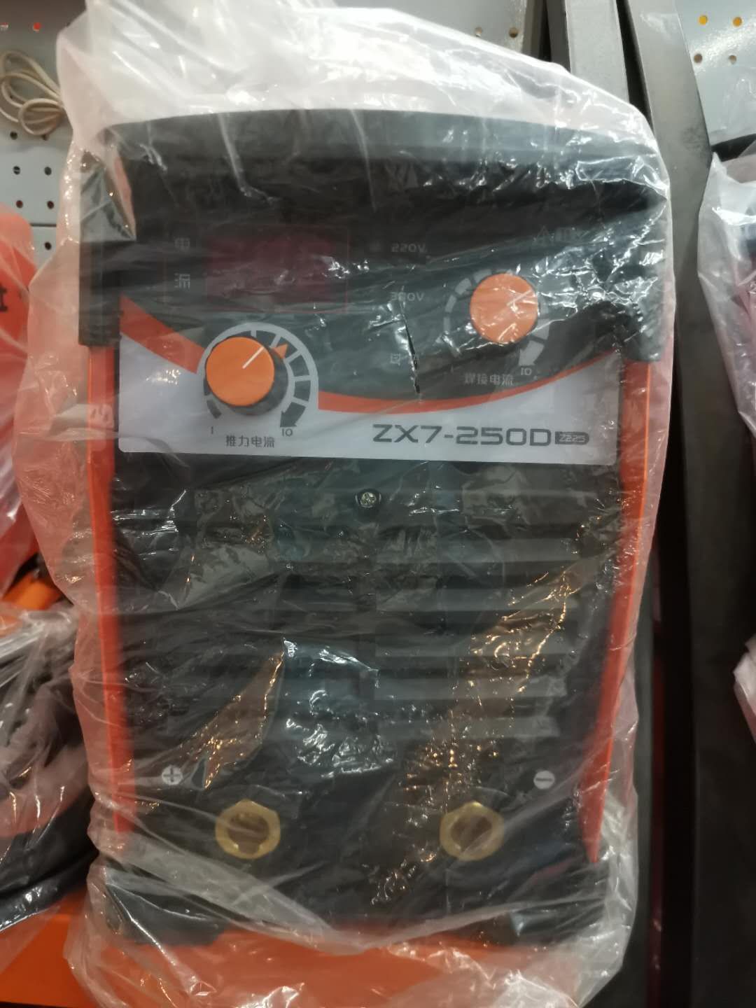 Jia Shi 250D welding machine, with its low profit margin but high sales volume, honest operation and excellent quality, has received high praise