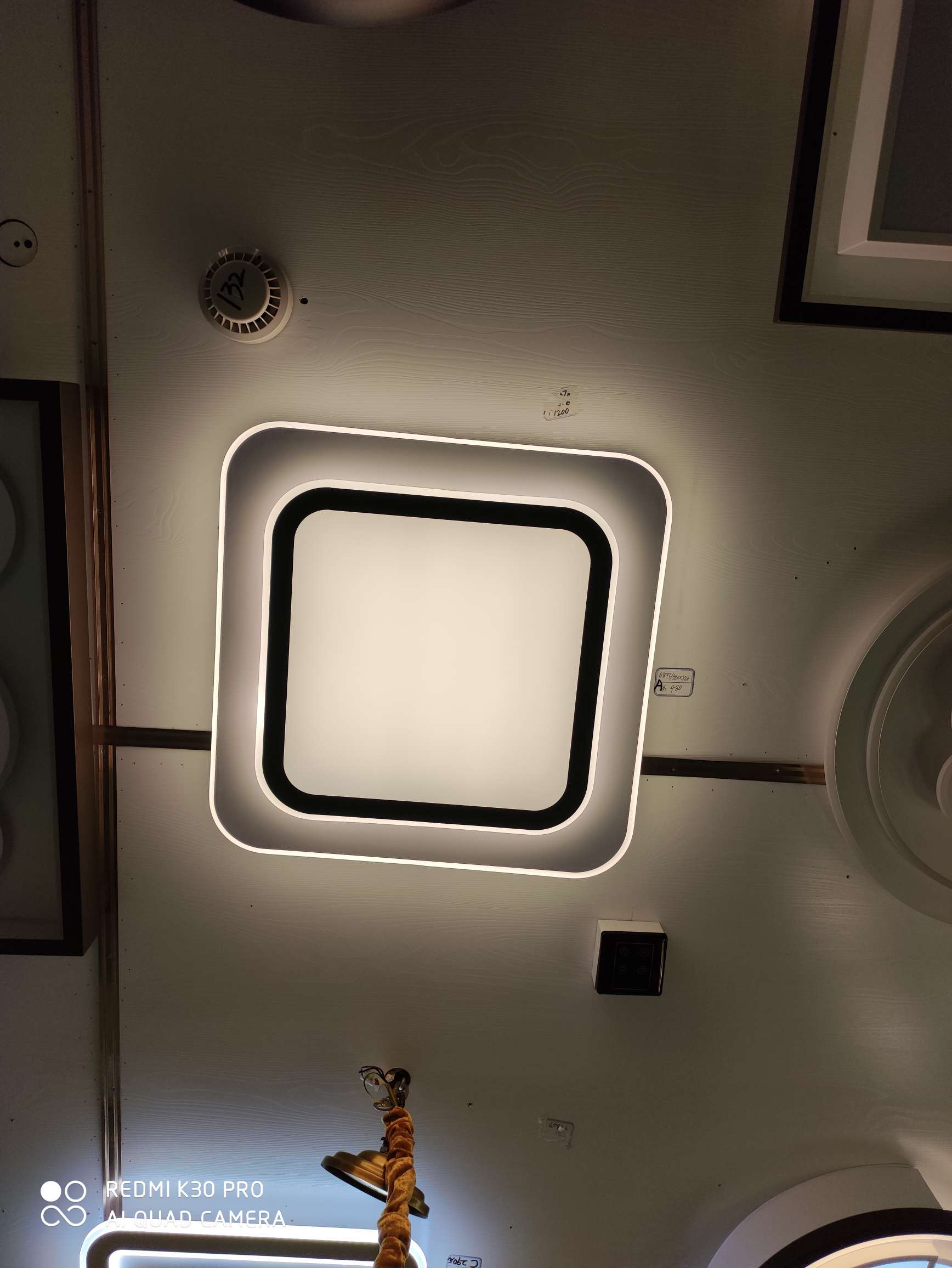 6893 square meters of straight-through 520X520 stepless dimming LED white light, warm light, night light and neutral light