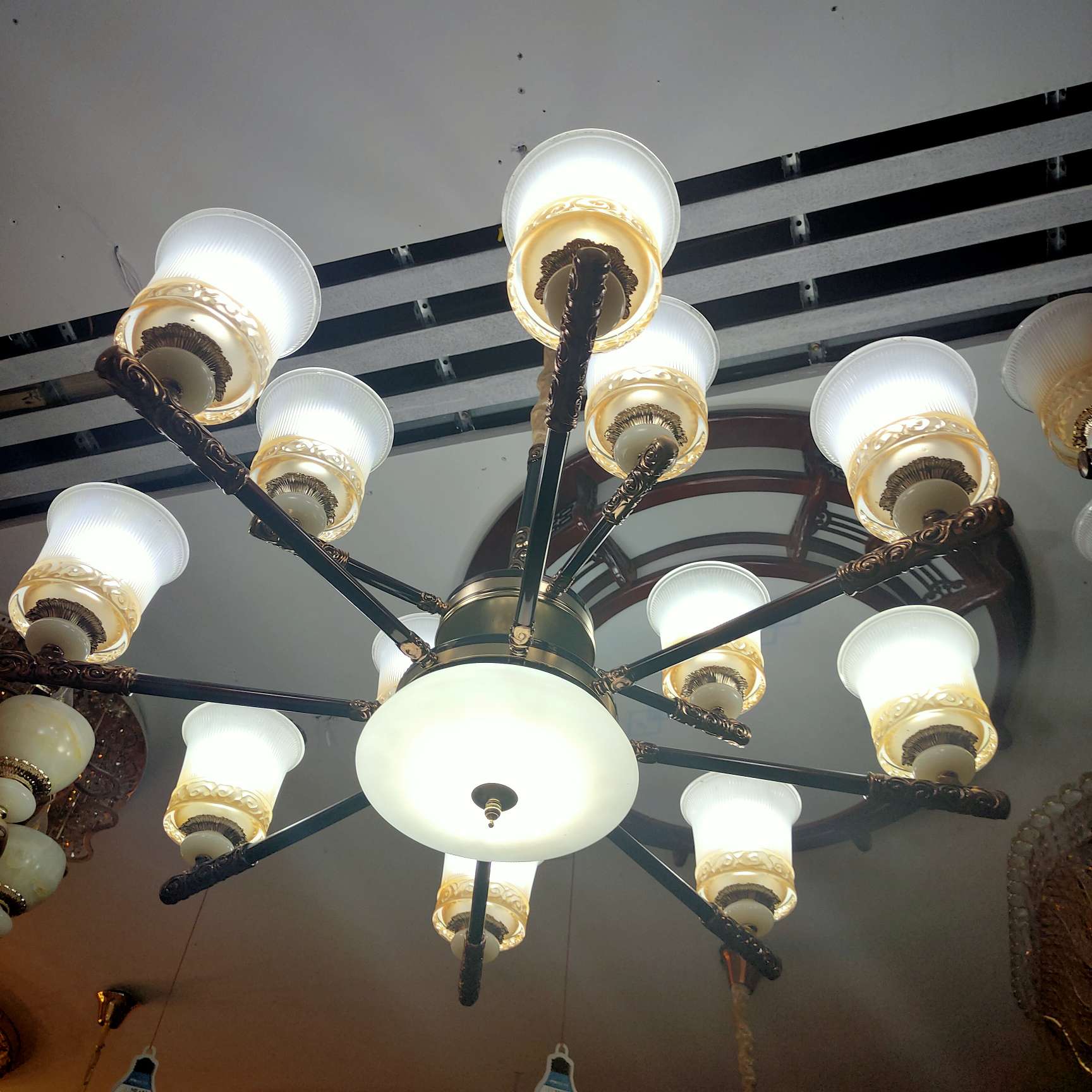 European and Nordic style all-copper crystal lamps, light luxury chandeliers, simple and modern living room lamps, bedroom and dining room lamps, crystal lamps Specification image