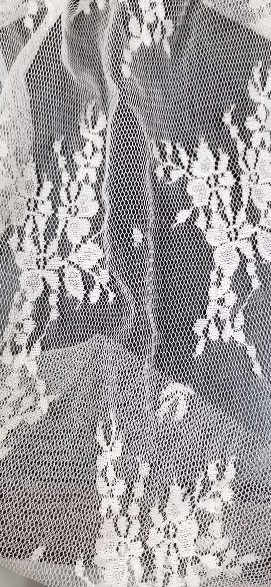 Lace clothing fabric Specification image