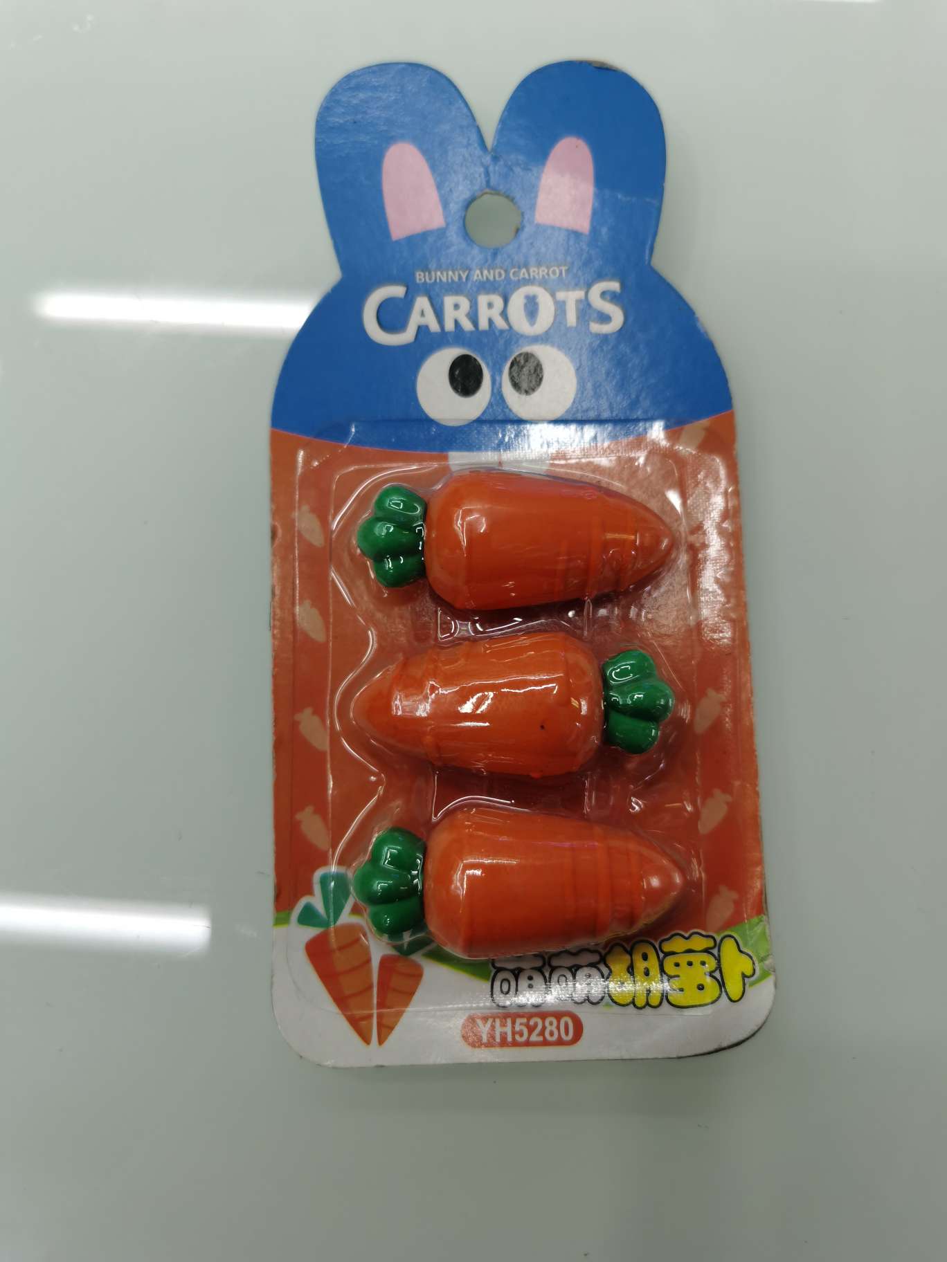 Card-absorbing car erasers, creative stationery gifts Item Picture