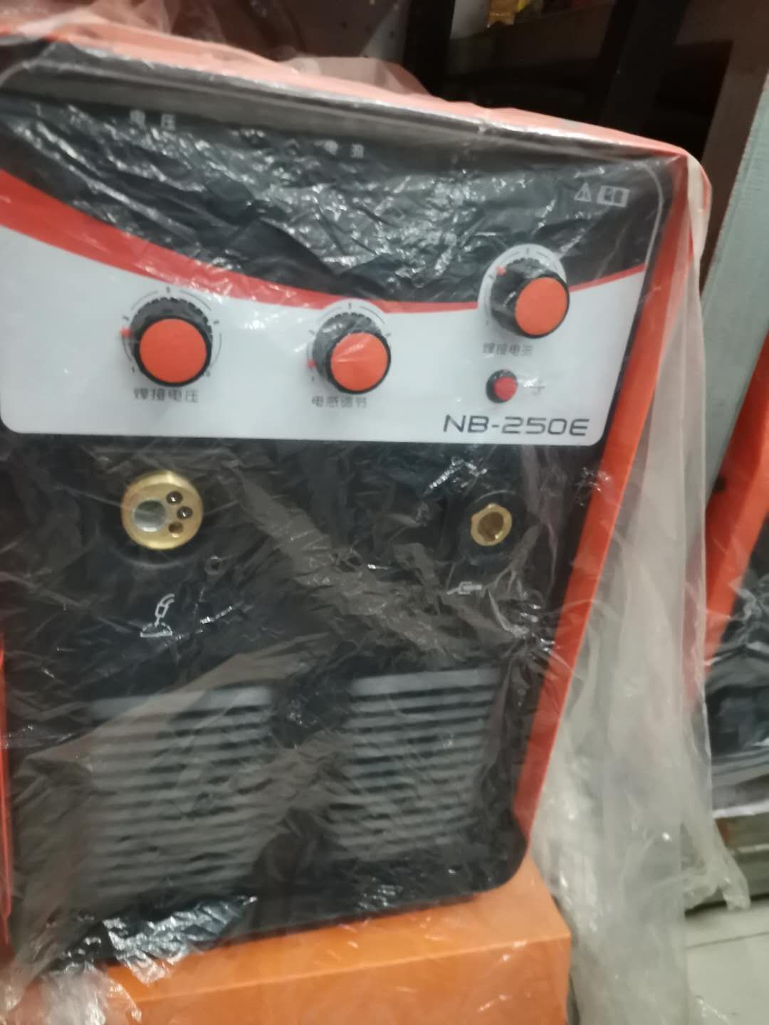 Gas shielded welding 250 is highly praised for its low profit margin but high sales volume, honest operation and excellent quality details Picture