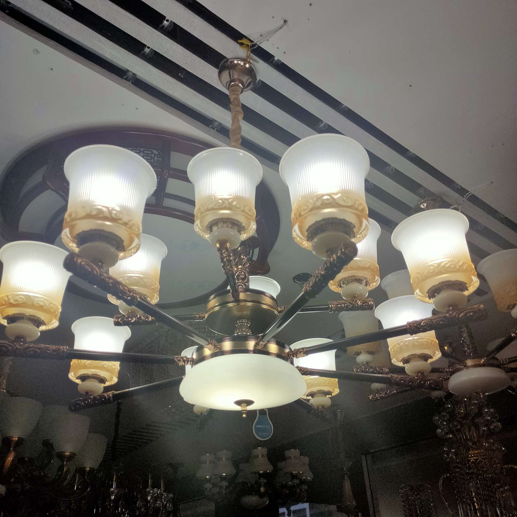 European and Nordic style all-copper crystal lamps, light luxury chandeliers, simple and modern living room lamps, bedroom and dining room lamps, crystal lamps
