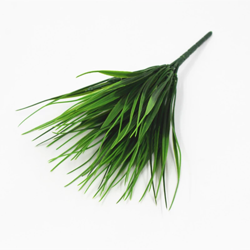 现货供应假花绿植盆栽隔断栅栏装饰塑料仿真草假草秧苗产品图