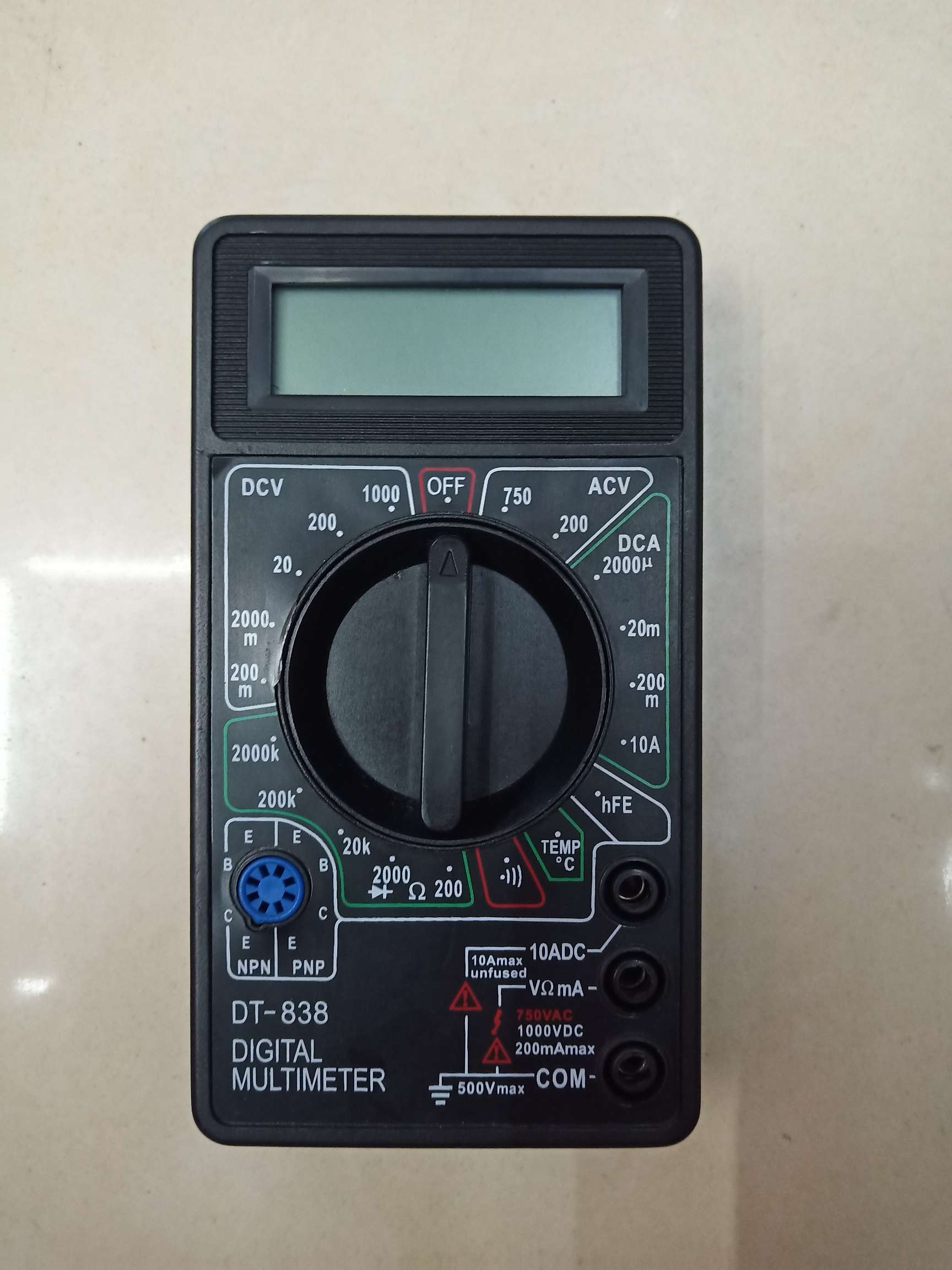 DT838数字万用表
