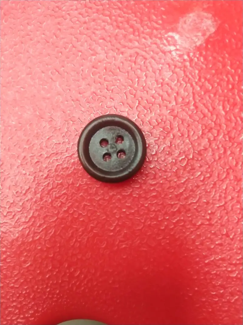 Manufacturers Direct Spot Diy Round Two-Hole Wood Fine Edge Button
