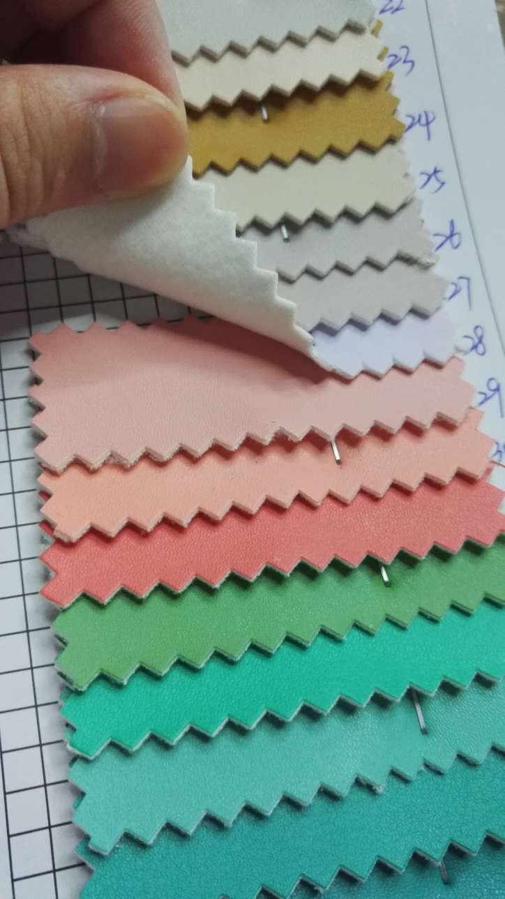 厂家直销加厚全pu羊纹皮革仿真皮面料箱包革沙发卡座软包面料8276